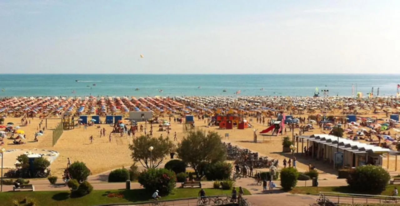 Apartment Two-Bedroom Flat With Balcony And Private Garden - By Beahost Rentals Bibione