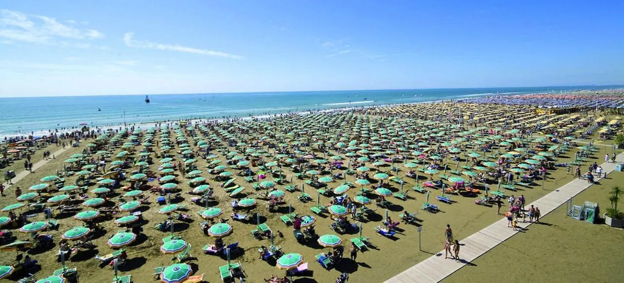 Two-Bedroom Flat With Balcony And Private Garden - By Beahost Rentals Bibione 0*,  Italy